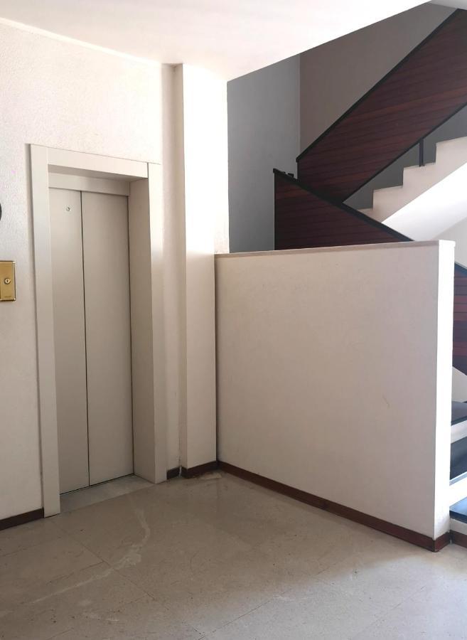 Blancohouse Viale Ceccarini Appartamento